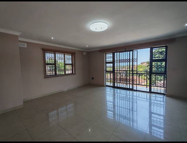 3 BEDROOM HOUSE FOR SALE IN FLAMINGO HEIGHTS